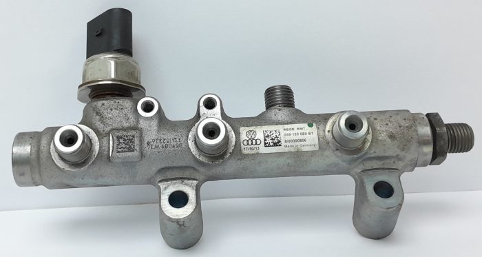 Volkswagen 059 130 089 BT Car Part: Fuel Rail - Image 2