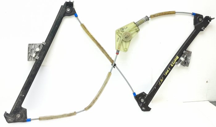 Porsche Boxster 987 OSF (Off Side Front) Window Regulator - Image 2