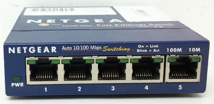 Netgear FS105 V2 ProSafe 5 Port 10/100 Fast Ethernet Switch - Image 2