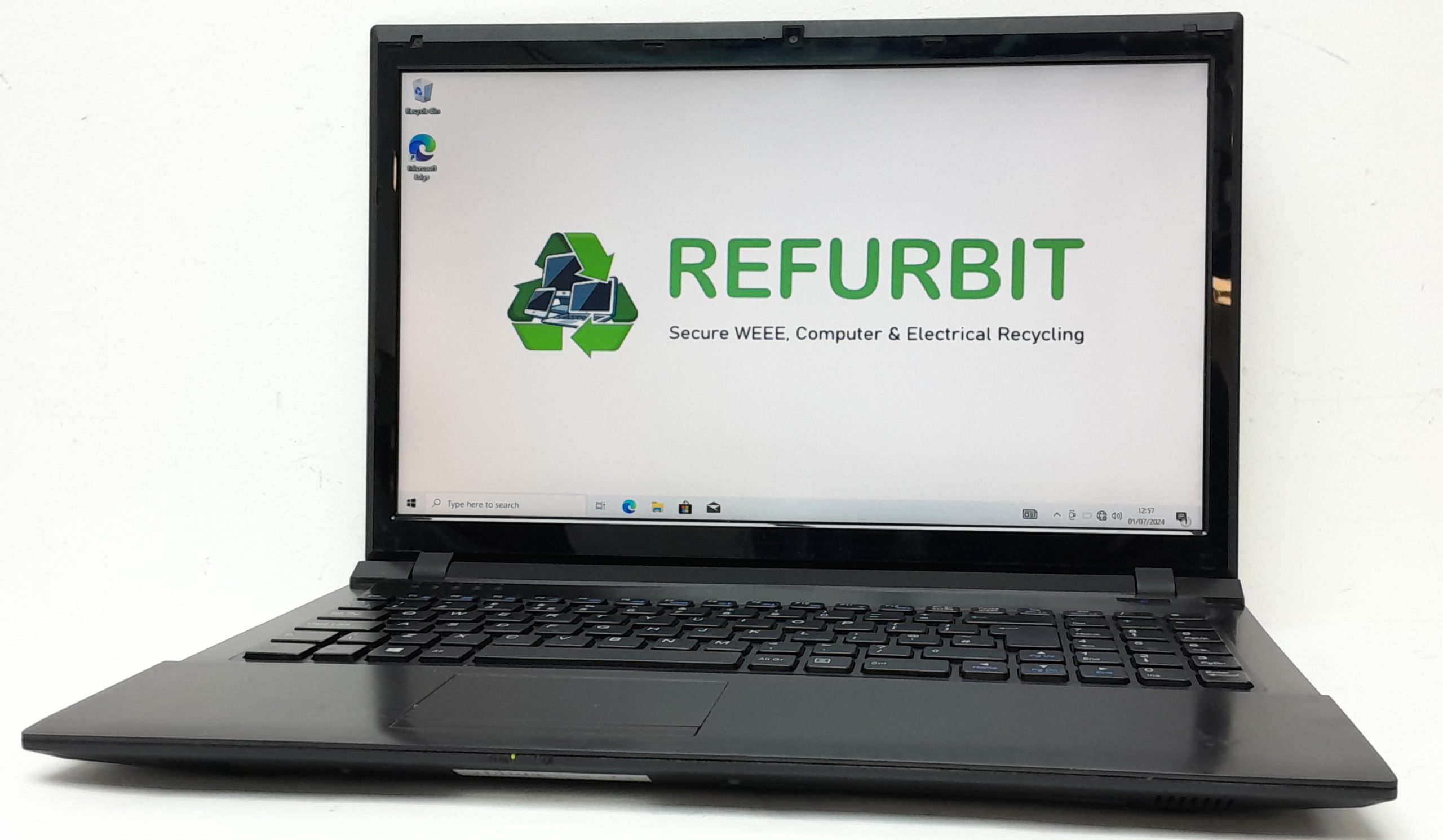 20240701_131744 RM Education RM320 W255EU - i3-3110M 2.4GHz - 4GB RAM - 15.6" - 120GB SSD - Windows 10 Pro - Image 1