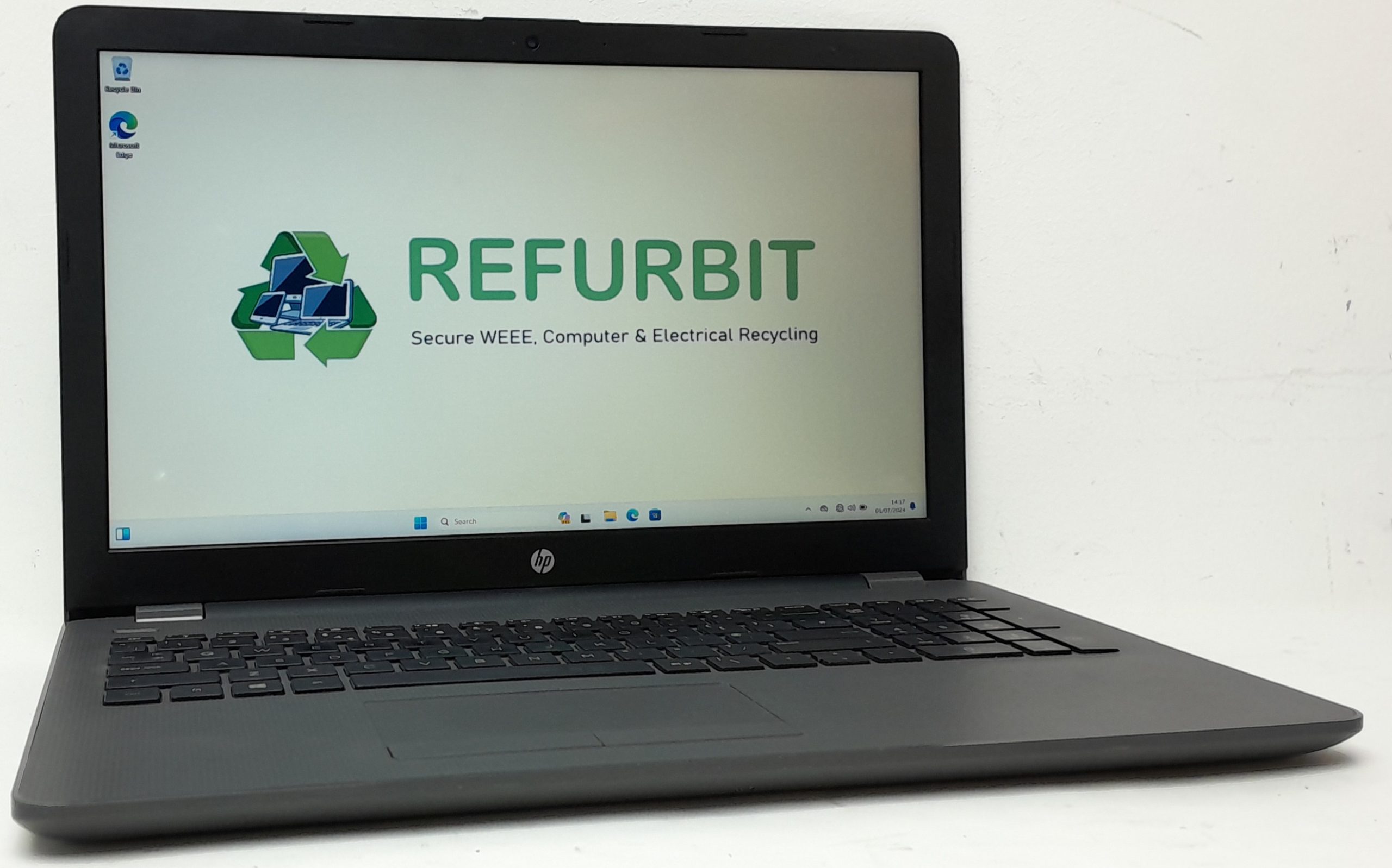 20240701_141715 HP 255 G7 - AMD A9-9425 2.1GHz - 4GB - 15.6" - 256GB SSD - Windows 11 Home - Image 1