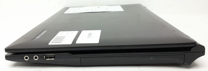 RM Education RM320 W255EU - i3-2350M 2.3GHz - 4GB RAM - 15.6" - 160GB HDD - Windows 10 Home - Image 6