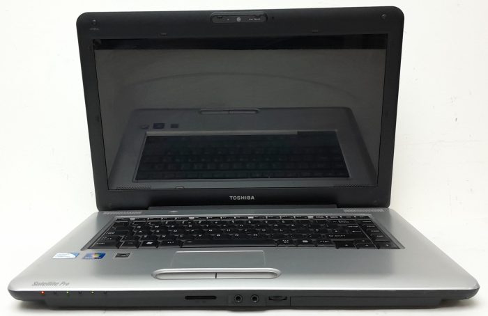 Toshiba Satellite Pro L450-13P - Celeron 900 2.2GHz - 2GB RAM - 15.6" - 250GB HDD - Windows 10 Pro - Image 2