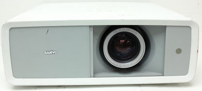 Sanyo PLV-Z700 HDMI VGA LCD Projector with 1980 Lamp Hours Used - Image 6