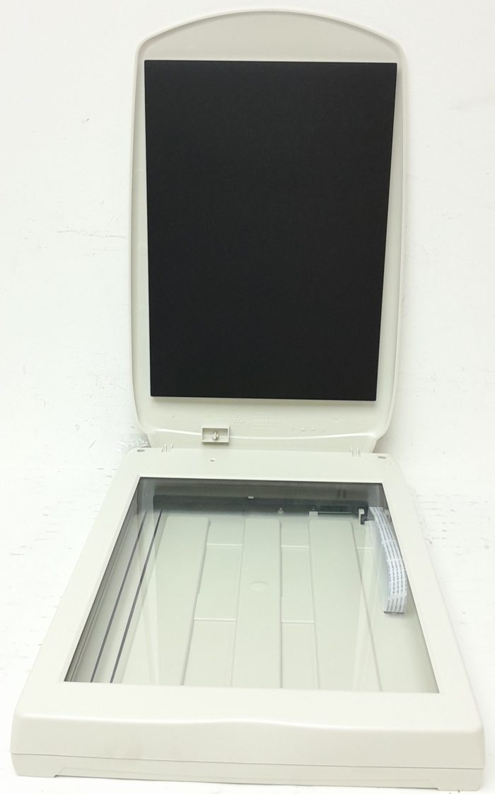 Mustek ScanExpress 1248UB USB Flatbed Scanner - New In Box - Image 4