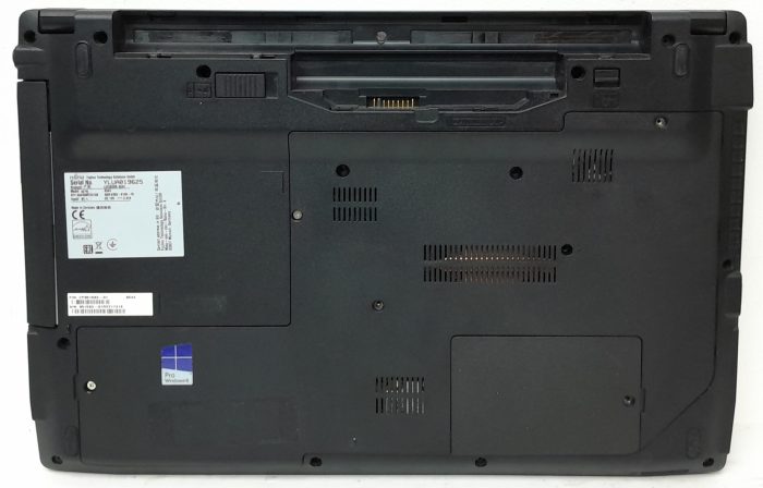 Fujitsu Lifebook A544 - i3-4000M 2.4GHz - 4GB Ram - 15.6" - 500GB HDD - Windows 10 Pro - Image 4