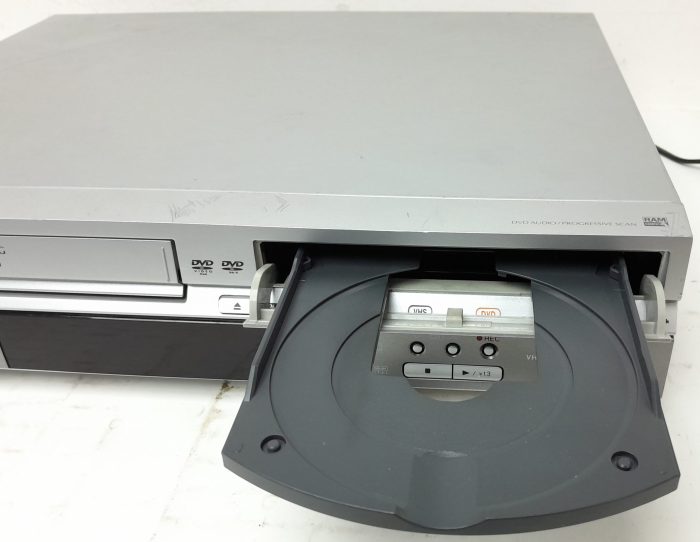 Panasonic DMR-ES30V DVD Recorder - Image 7