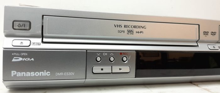 Panasonic DMR-ES30V DVD Recorder - Image 5