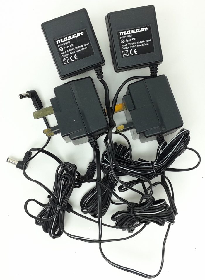 Joblot 4x Mascot 9581 9VDC 300mA Power Supply Adapter - Image 3
