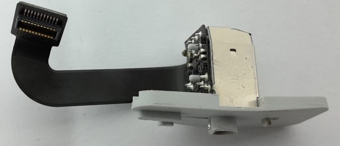 Apple A1418 3.5mm Jack Input - Image 2