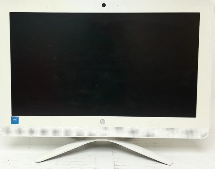 HP 20-c010na - Celeron (R) J3060 1.60GHz - 4GB Ram - 20" - 120GB SSD - Windows 11 Pro - Image 2