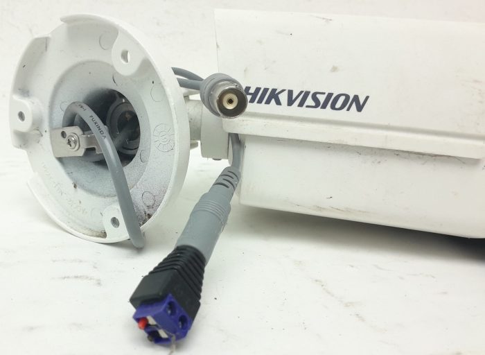 Hikvision DS-2CE16D8T-IT3ZE 2.7-13.5mm Color CCTV Camera - Image 4