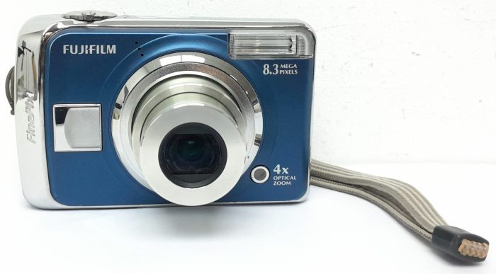 Fujifilm FinePix A820 8.3MP 4X Optical Zoom Digital Camera - Image 2
