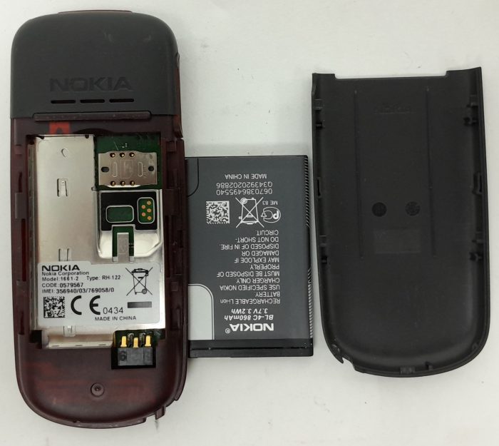 Nokia 1661-2 Vintage Mobile Phone - Image 4