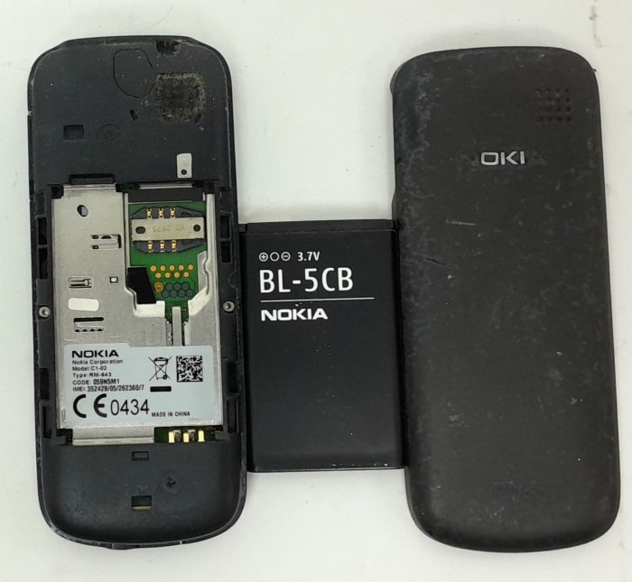 Nokia C1-02 Vintage Mobile Phone - Image 4