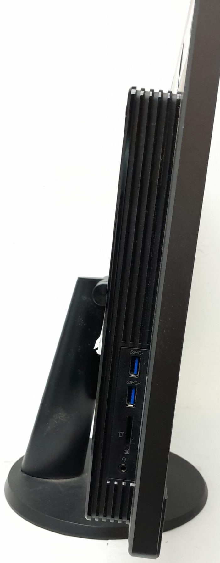 All In One Pc - Lenovo V510z - i5-7400 2.4GHz - 8GB Ram - 23" - 1TB HDD - Windows 11 Home - Image 7