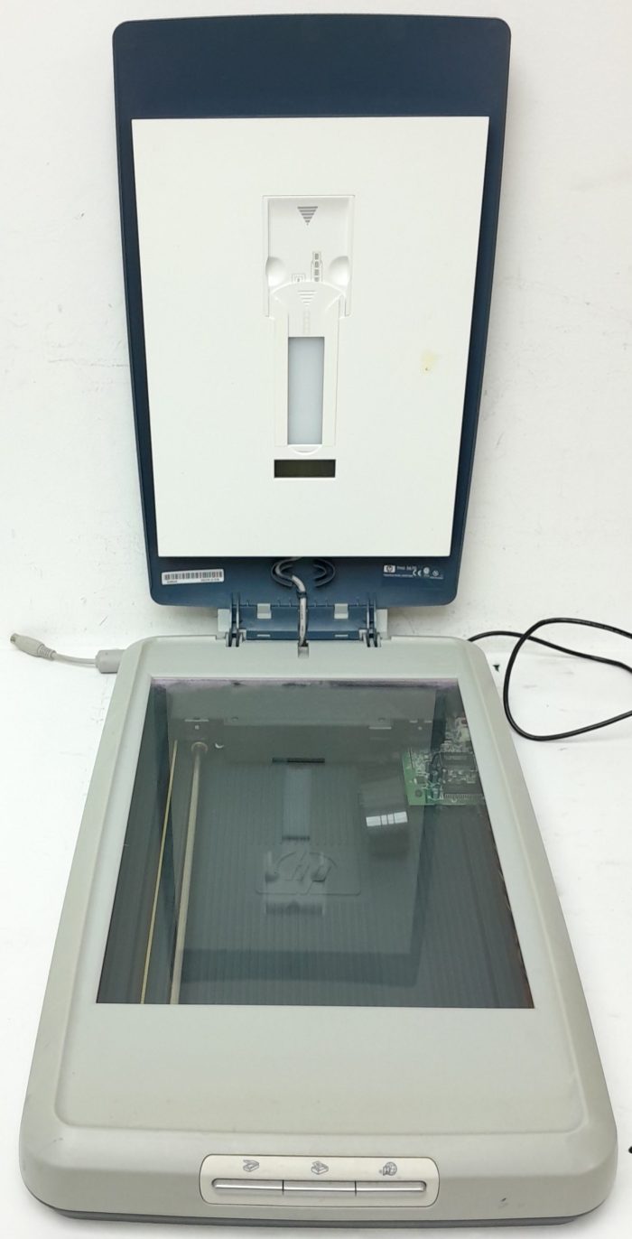 HP Scanjet 3670 Flatbed Scanner - Image 5