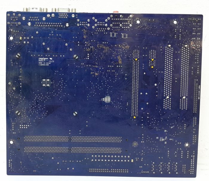 Foxconn	N15235 - Pentium Dual Core 2.80 - 4GB RAM - Motherboard with I/O Shield - Image 3