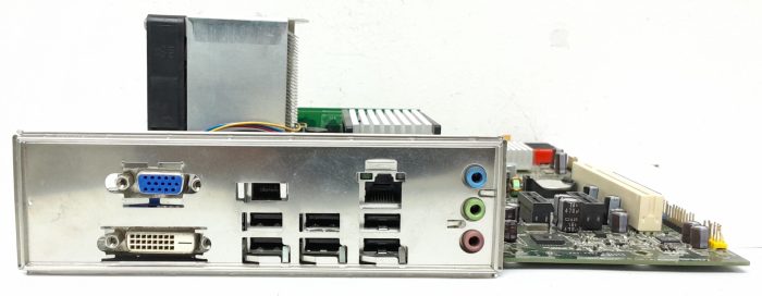 Intel E210882 - Core (TM) 2 Duo E4500 2.20 - 4GB MB - Motherboard with I/O Shield - Image 3