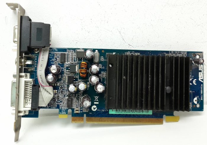 Asus EN6200LE256 PCI Card - Image 2