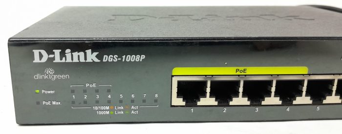 D-Link DGS-1008P 8 Port Gigabit PoE Switch - Image 5