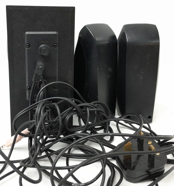 Logitech Speakers S220 - Image 4