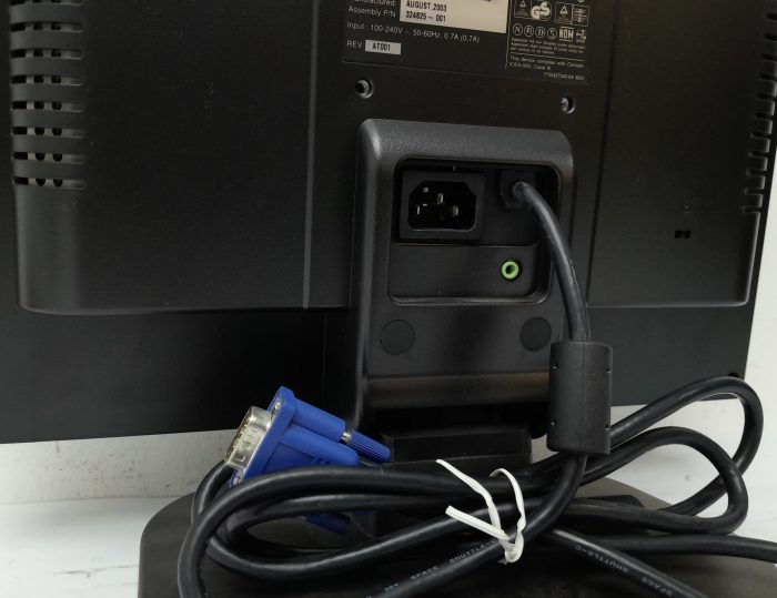 Compaq Monitor 15" VGA Flat Panel FP5315 (PE1234) - Image 4