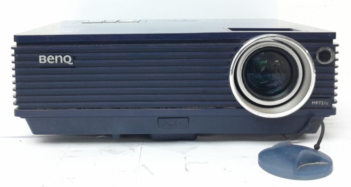 BenQ Projector DVI VGA with 922 Lamp Hours Used MP721C - Image 5
