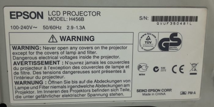 Epson Projector HDMI VGA with 4538 Lamp Hours Used EB-470 H456B - Image 3