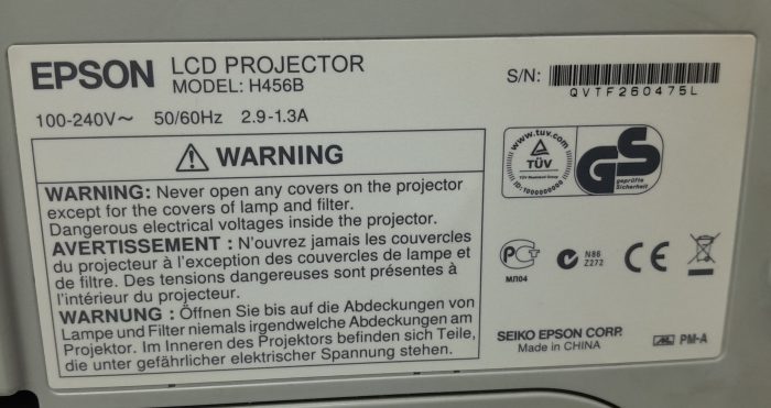 Epson Projector HDMI VGA with 8027 Lamp Hours Used EB-470 H456B - Image 3