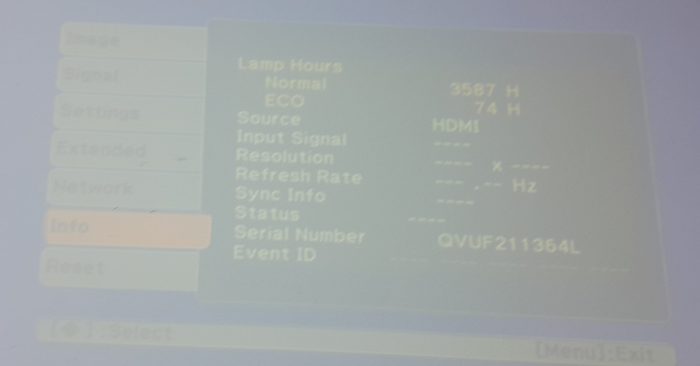Epson Projector HDMI VGA with 3661 Lamp Hours Used EB-470 H456B - Image 2