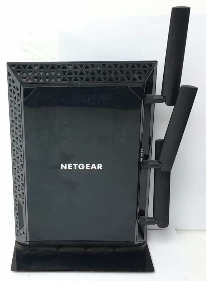 Netgear WiFi Range Extender EX7000 AC1900 - Image 4
