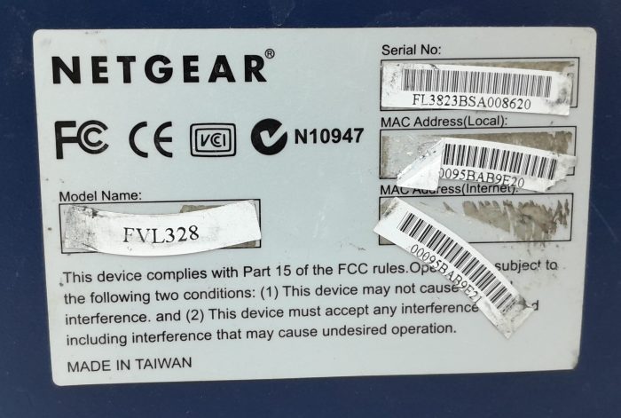 Netgear VPN Firewall FVL328 8 Port ProSafe Hi-Speed - Image 3