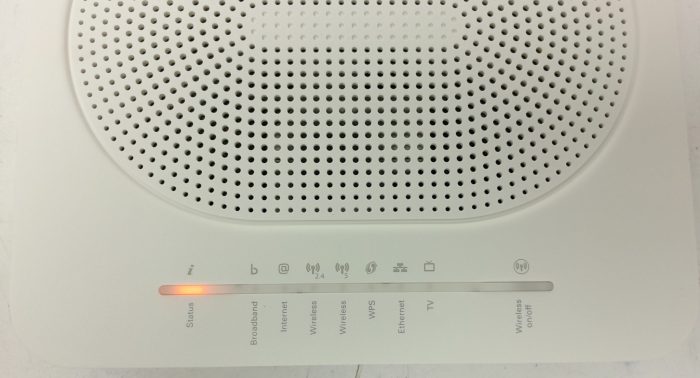 Technicolor Wireless Router TG589vac - In Box - Image 8