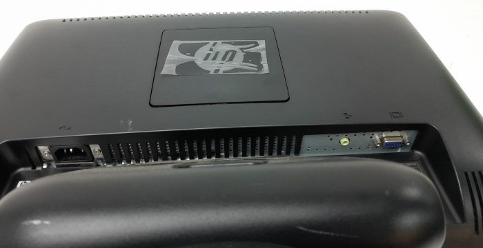 HP 20" VGA Monitor LCD TFT 2009v - Image 5