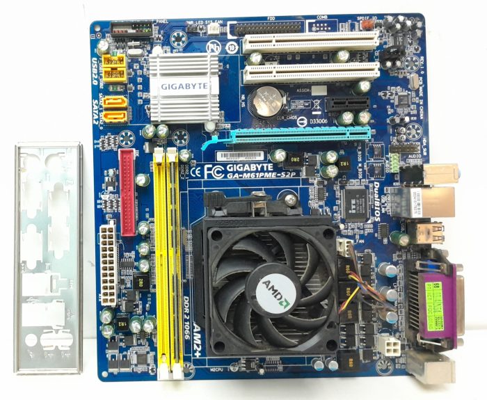 Gigabyte Motherboard With I/O Shield GA-M61PME-S2P AM2+ DDR2 MICRO ATX - Image 2