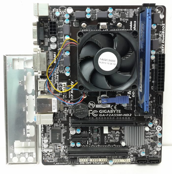 Gigabyte Motherboard With I/O Shield GA-F2A5MM-HD2 FM2 DDR3 MICRO ATX - Image 2