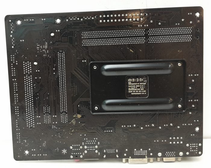 Gigabyte Motherboard With I/O Shield GA-F2A5MM-HD2 FM2 DDR3 MICRO ATX - Image 4