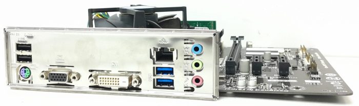 Gigabyte Motherboard With I/O Shield GA-H81M-DS2V LGA1150 DDR3 MICRO ATX - Image 7