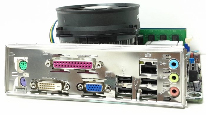 Pegatron Motherboard With I/O Shield IPX41-R3 LGA775 DDR3 MINI-ITX - Image 5