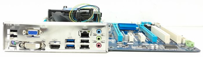 Gigabyte Motherboard With I/O Shield GA-Z77-DS3H LGA1155 DDR3 ATX - Image 7