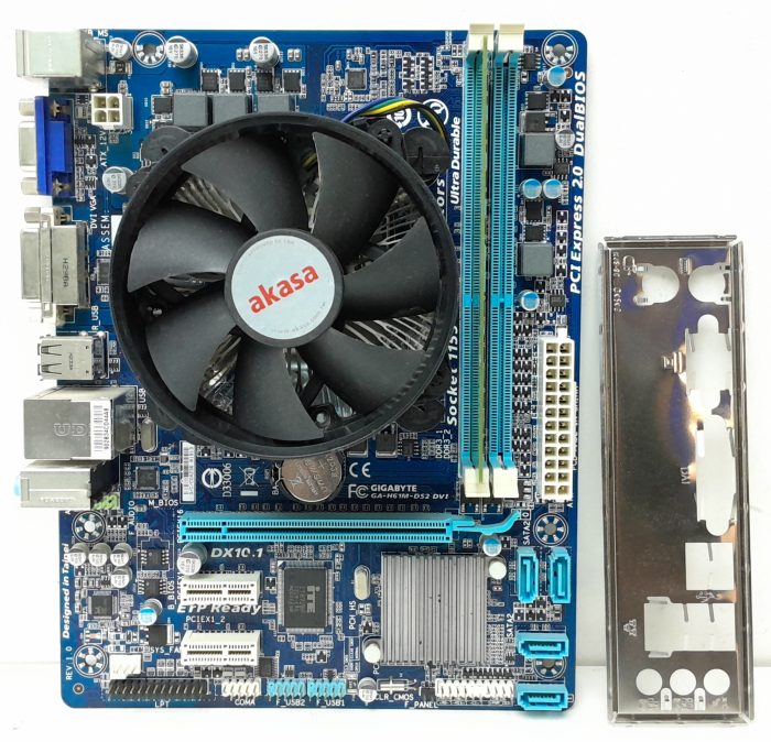 Gigabyte Motherboard With I/O Shield GA-H61M-DS2 DVI LGA1155 DDR3 Micro ATX - Image 2