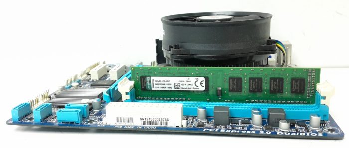 Gigabyte Motherboard With I/O Shield GA-H61M-DS2 DVI LGA1155 DDR3 Micro ATX - Image 6