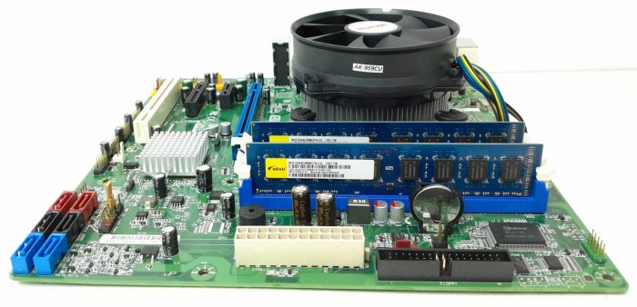 Intel Motherboard i5-2400 With I/O Shield DQ670W LGA1155 DDR3 MICRO ATX - Image 7
