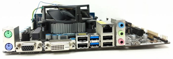 Asrock Motherboard With I/O Shield H61M-DG 3/USB3 LGA1155 DDR3 MICRO ATX - Image 6