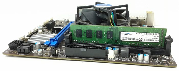 MSI Motherboard With I/O Shield H61M-P31 (G3) LGA1155 DDR3 MICRO ATX - Image 7