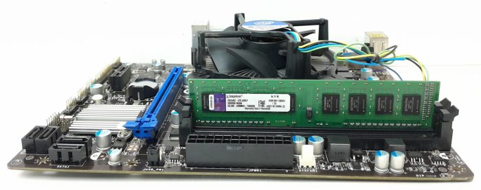 MSI Motherboard i3-3220 With I/O Shield H61M-P31/W8 LGA1155 DDR3 MICRO ATX - Image 6