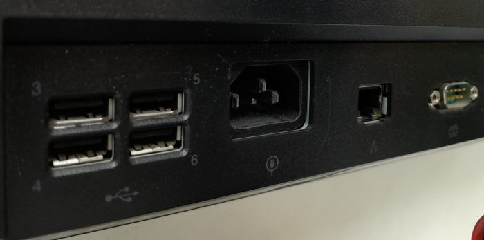 Lenovo All In One PC ThinkCentre M71z - Pentium G630 @ 2.70GHz - 4GB Ram - 20" - 120GB SSD - Windows 10 Pro - Image 5