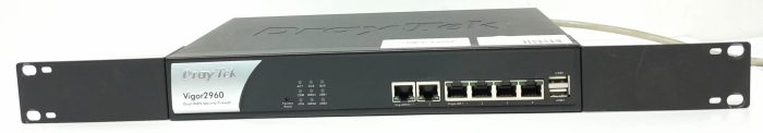 Draytek Dual-WAN Security Firewall Vigor2960 - Image 2