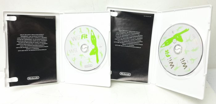 Nintendo Wii Sports & Wii Fit RVL-006 - Image 5